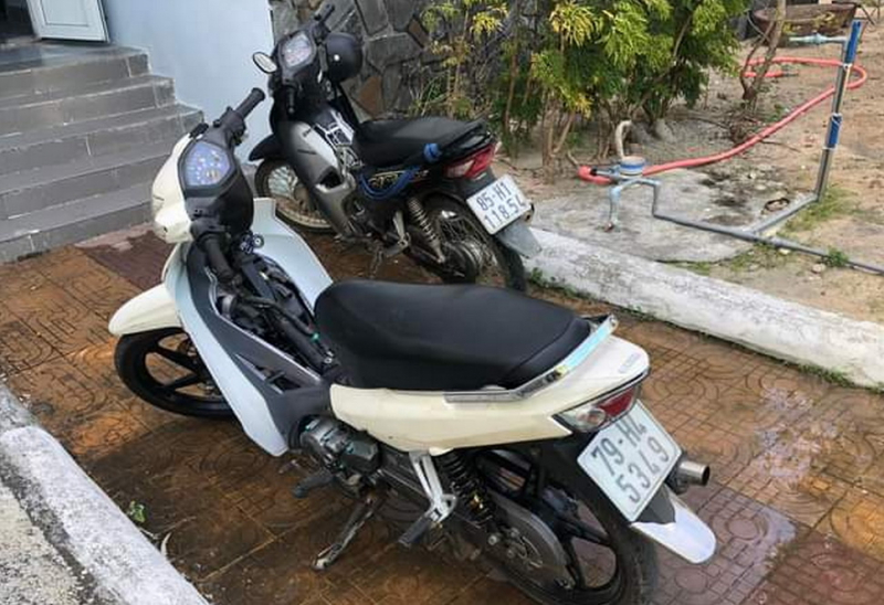 Truy đuổi hơn 9 km bắt giữ đôi tình nhân trẻ rủ nhau đi “đá xế” -0