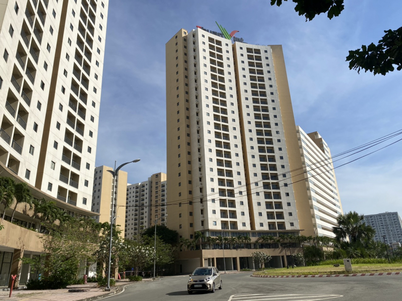 “Giải cứu” nhà tái định cư -0