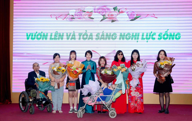 Vươn lên, tỏa sáng nghị lực sống  -0