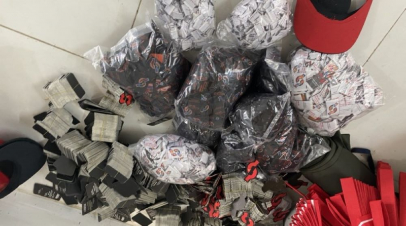 Lãnh hơn 7 năm tù vì sản xuất mũ bảo hiểm giả -0