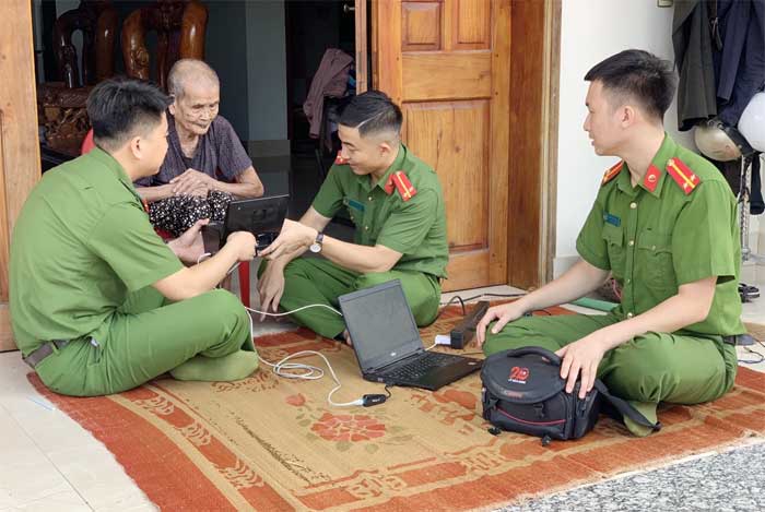 ĐB trang 8,9: Về nơi khởi nguồn Sáu điều Bác Hồ dạy CAND -0