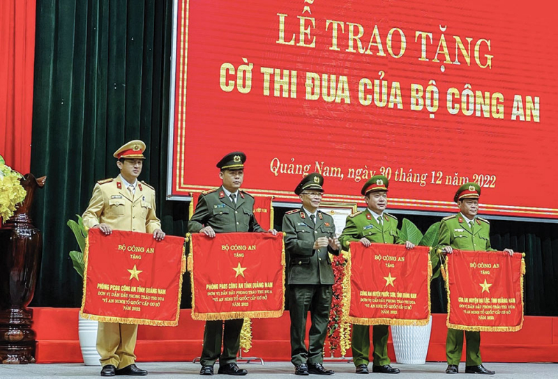 Đấu trí với tội phạm trên không gian mạng_SỐ ĐB_T37 -0