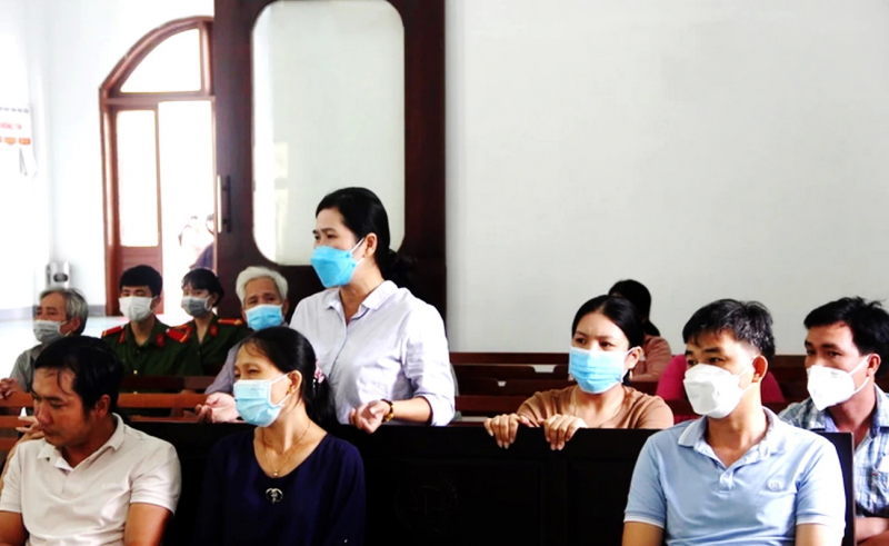 Tìm nguồn thi hành án hơn 841 triệu đồng cho 12 giáo viên ở Phú Yên -0