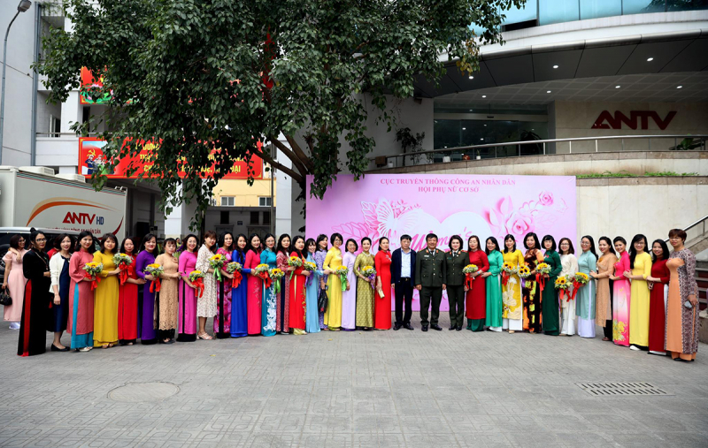 Phụ nữ Cục Truyền thông CAND sôi nổi các hoạt động, phong trào thi đua -0