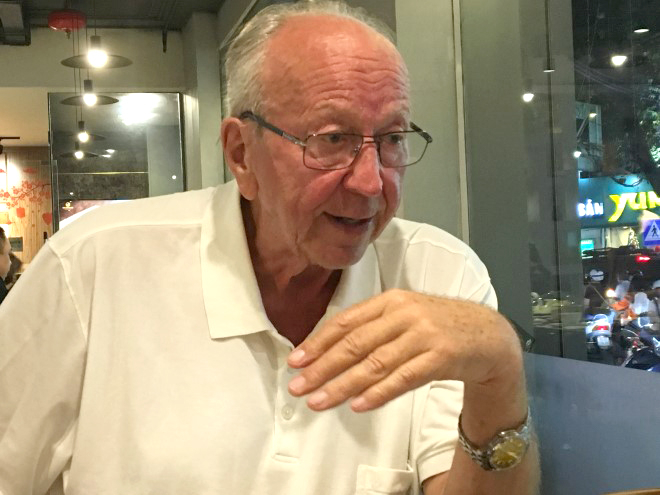 Nghệ sĩ nhiếp ảnh Thomas Billhardt trở lại Hà Nội -0