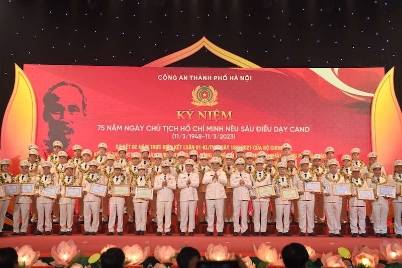 Trọng danh dự, góp phần tô thắm thêm hình ảnh người chiến sỹ CAND -0