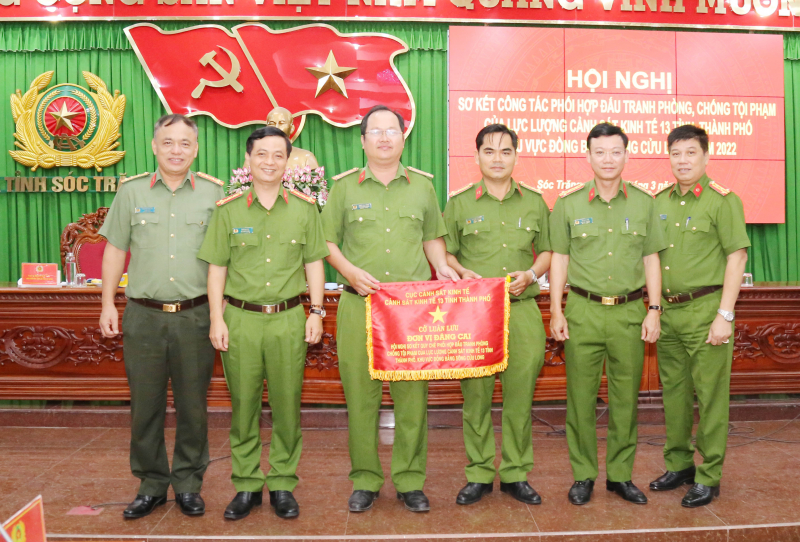 Cảnh sát kinh tế vùng châu thổ Cửu Long thực hiện tốt quy chế phối hợp phòng , chống tội phạm  -0