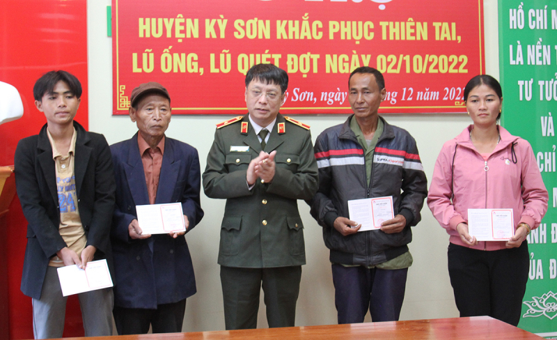 Tháo gỡ khó khăn, vận động hỗ trợ xây dựng khoảng 5.000 căn nhà tặng hộ nghèo -0