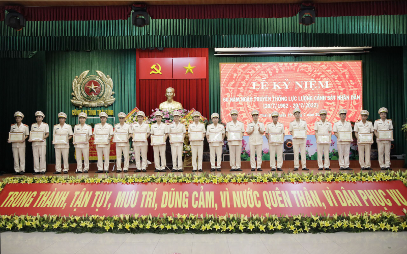 Công an Thái Bình khắc ghi và nghiêm túc thực hiện Sáu điều Bác Hồ dạy -0