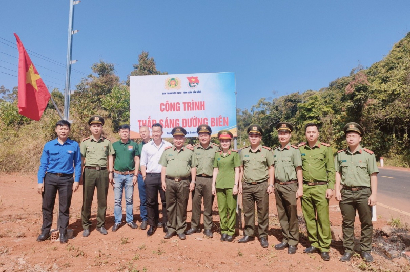 Tuổi trẻ Công an TP Hồ Chí Minh và hành trình “Tháng 3 biên giới…” -0