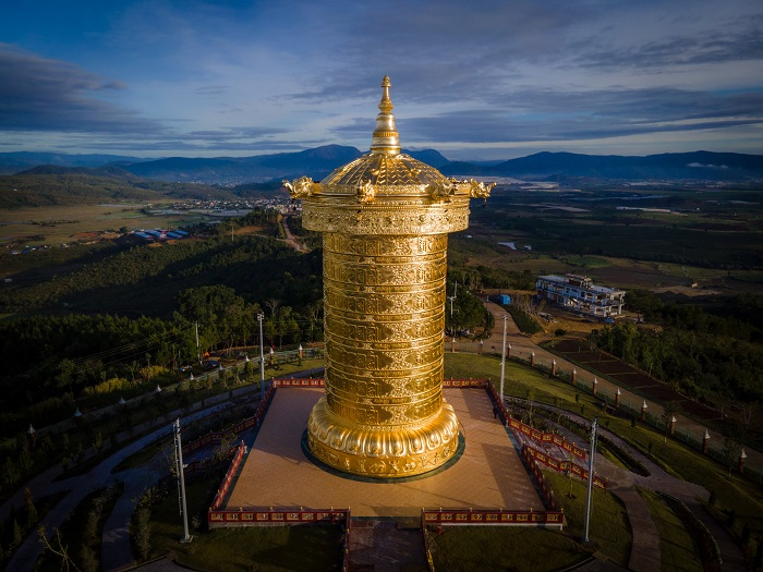 World’s largest bronze prayer wheel stupa officially published -0