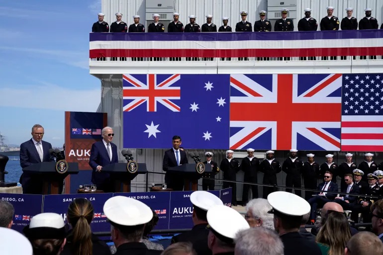 Mỹ đồng ý tiết lộ bí mật chế tạo tàu ngầm hạt nhân với Australia  -0
