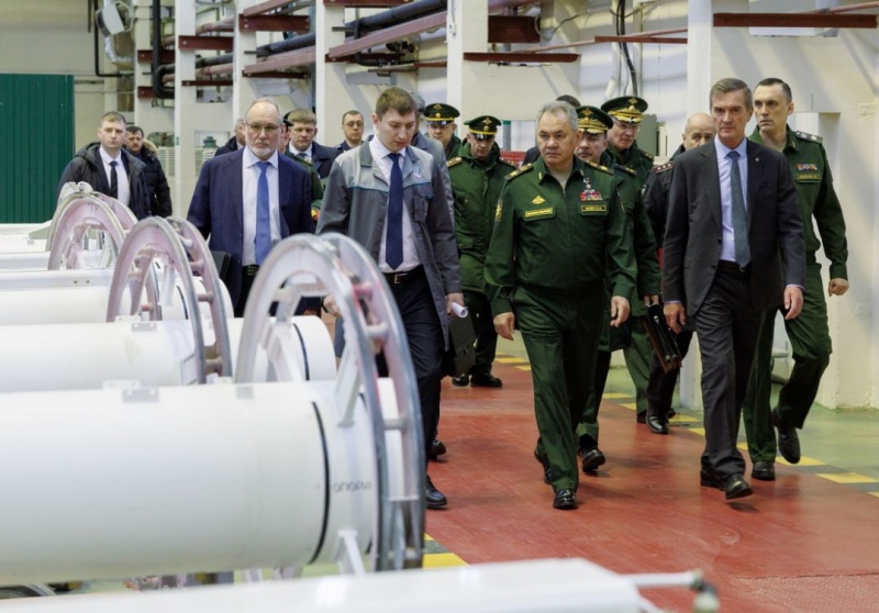 Chiến sự Ukraine ác liệt, Nga tăng gấp đôi sản lượng tên lửa chính xác -0