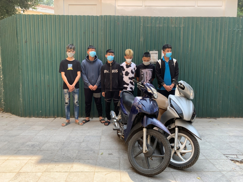 Chặn đứng “quái  xế” gây rối trong đêm -0