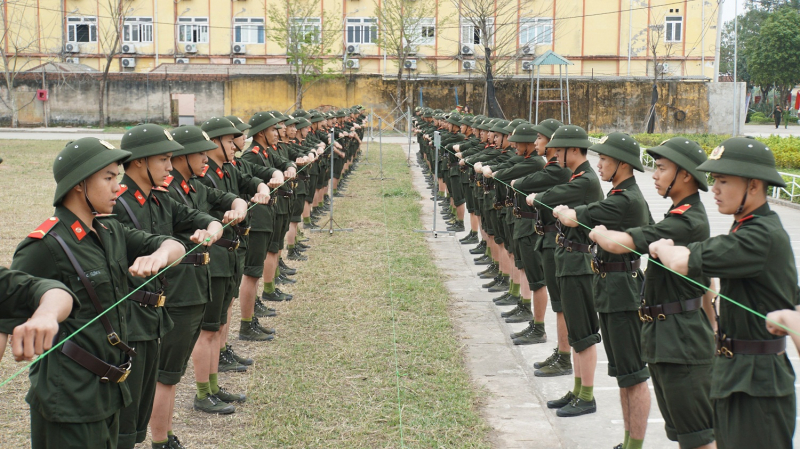 Xâm nhập thực tế một ngày của chiến sĩ Công an nghĩa vụ -0