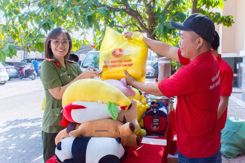 Công an tỉnh Bà Rịa-Vũng Tàu tham gia Ngày hội “Hiến máu tình nguyện” -0