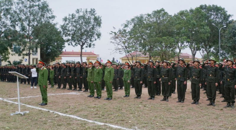 Xâm nhập thực tế một ngày của chiến sĩ Công an nghĩa vụ -0