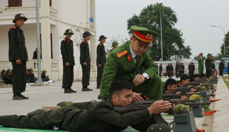 Xâm nhập thực tế một ngày của chiến sĩ Công an nghĩa vụ -0