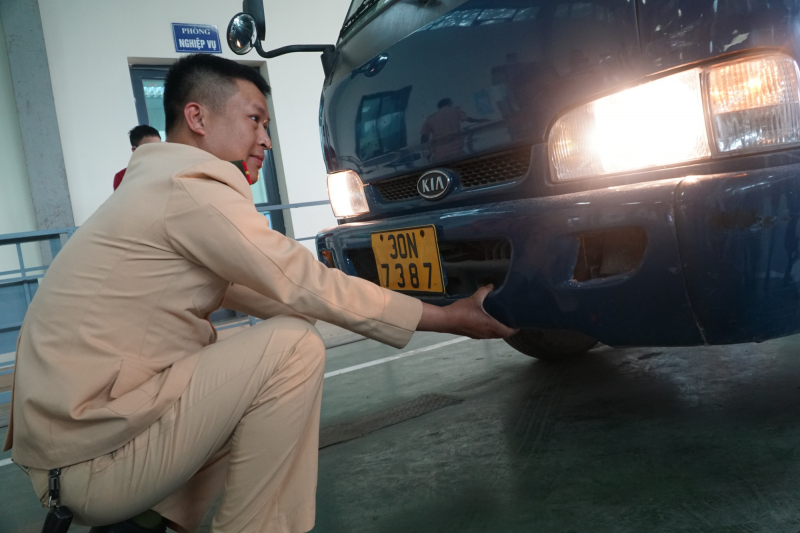 Lực lượng CSGT đã hỗ trợ đăng kiểm cho 4.366 phương tiện -1
