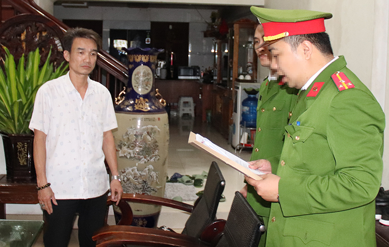 Với chiêu bài “chạy việc” 2 đối tượng lừa đảo trên 11 tỷ đồng -0
