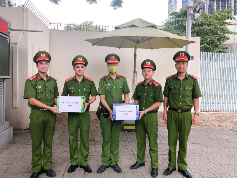 Nhân lên những nghĩa cử đẹp Cảnh sát bảo vệ mục tiêu cơ quan đại diện Ngoại giao -0