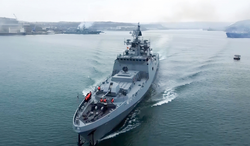 Nga, Mỹ chạy đua săn tìm xác UAV rơi trên biển Đen -0