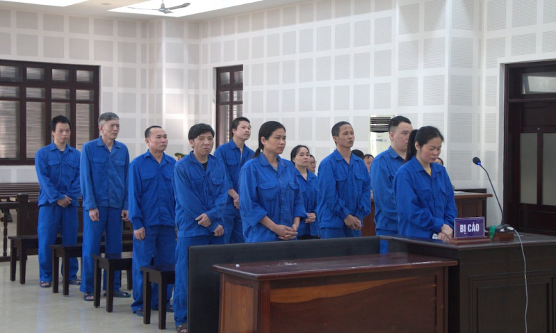 Băng nhóm làm giả con dấu, đánh tráo sổ đỏ tại Đà Nẵng lĩnh án -0