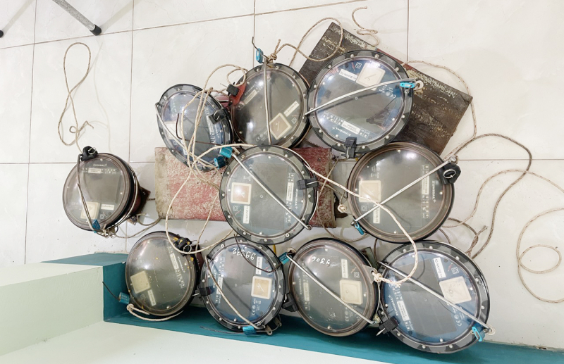 Một tàu cá giấu 10 thiết bị giám sát hành trình  -0