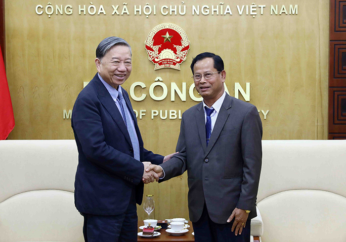 Lực lượng An ninh Việt Nam - Lào sẽ hoàn thành xuất sắc các nhiệm vụ được giao phó -0