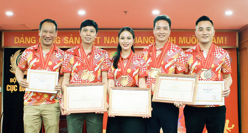 Bế mạc Hội thao kỷ niệm 75 năm Ngày truyền thống XDLL CAND -0