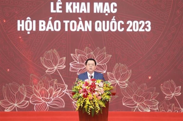 Party high-ranking official urges building professional revolutionary press -0
