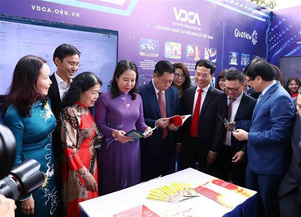 Party high-ranking official urges building professional revolutionary press -0