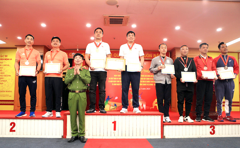 Bế mạc Hội thao kỷ niệm 75 năm Ngày truyền thống XDLL CAND -0