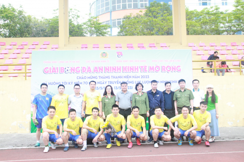 Trao giải Giải bóng đá An ninh kinh tế mở rộng 2023 -0