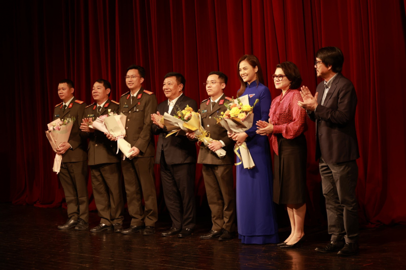 Truyền cảm hứng cho tuổi trẻ qua hình thức sân khấu hóa -0