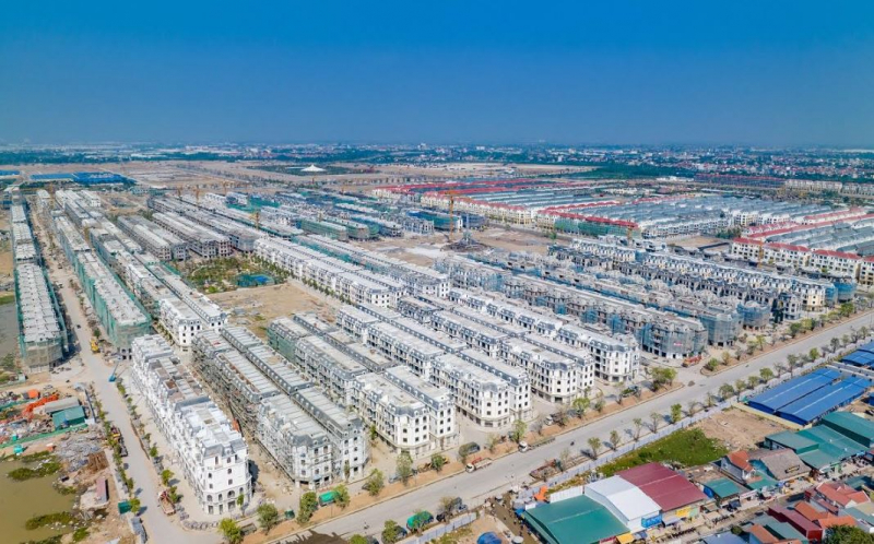 Nhà đầu tư thấy “cơ trong nguy” khi thị trường bất động sản thanh lọc -0