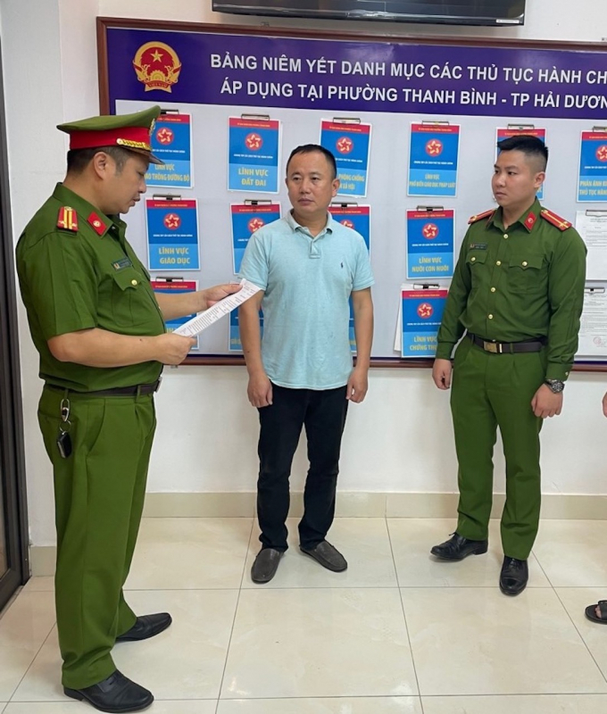 Bán và giao đất trái thẩm quyền, nguyên Phó Bí thư Đảng uỷ, Chủ tịch UBND xã và thủ quỹ thu trên 7,3 tỷ đồng. -1