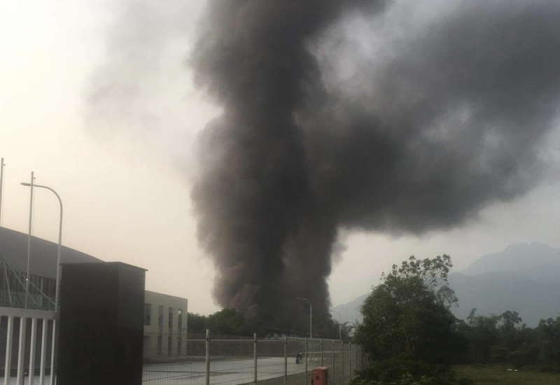 Khống chế đám cháy tại Công ty Cổ phần One One miền Trung trong Khu Kinh tế Chân Mây – Lăng Cô -0