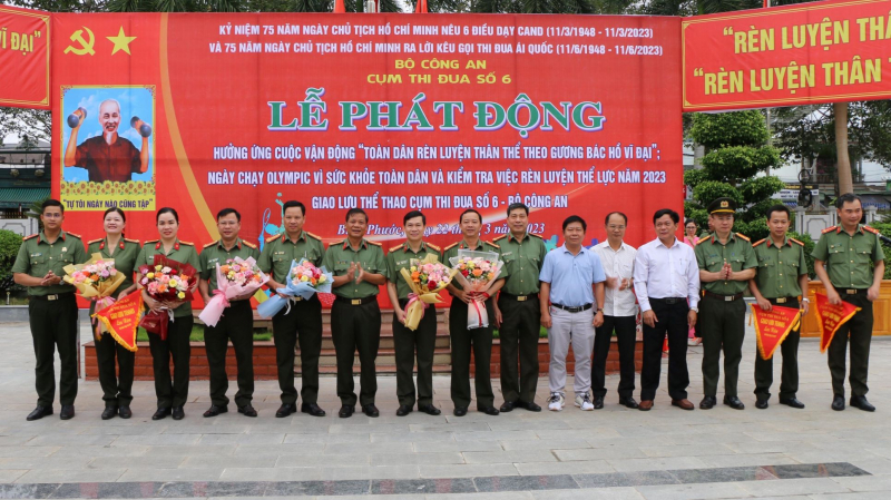 Sôi nổi hoạt động rèn luyện sức khỏe tại Cụm thi đua số 6  -1