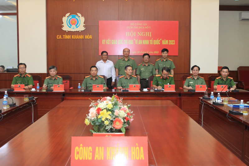     Cụm thi đua số 7 Bộ Công an ký kết giao ước thi đua năm 2023 -0