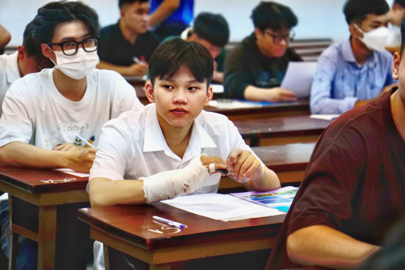 Gần 90.000 thí sinh dự kỳ thi đánh giá năng lực đợt 1 -0