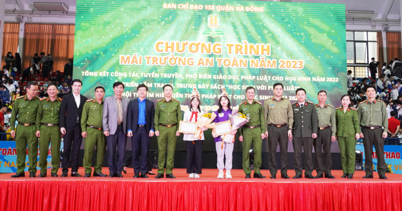 Đảm bảo tốt an ninh học đường, kéo giảm vi phạm pháp luật trong thanh thiếu niên -0