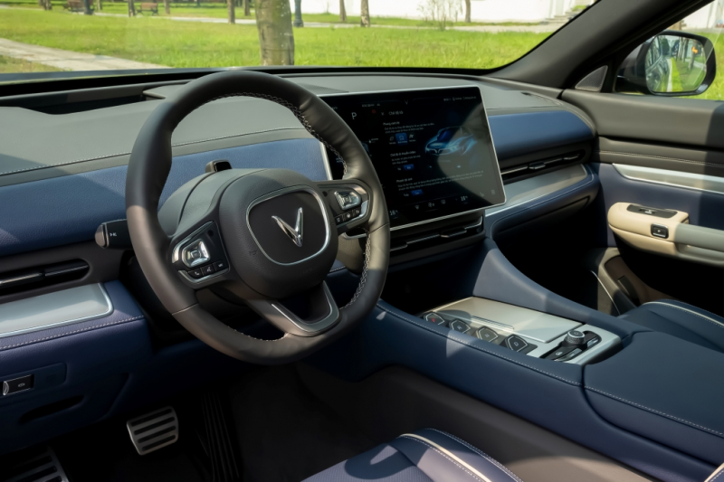 SUV điện cỡ lớn VinFast VF 9 có gì để chinh phục khách Việt? -0