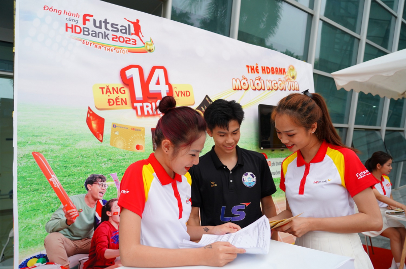 Giải Futsal HDBank 2023: Mở lối ngôi vua  -0