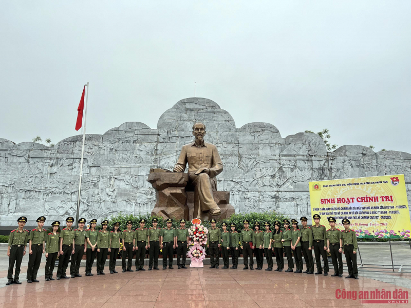 Đoàn Thanh niên Học viện Chính trị CAND về nguồn tại Khu lưu niệm Sáu điều Bác Hồ dạy Công an nhân dân -0