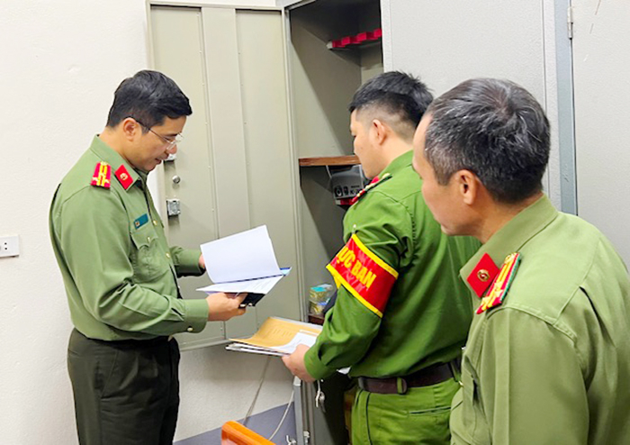 Cách làm hay giúp Công an xã Thạch Kênh “về đích” cấp CCCD gắn chip đầu tiên tại Hà Tĩnh -0