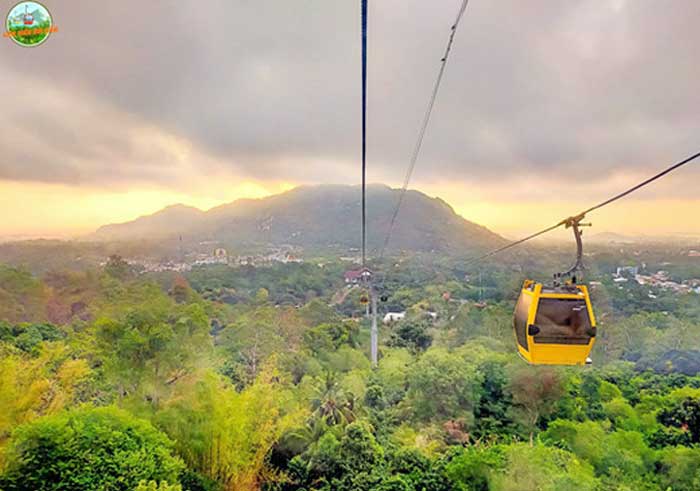 Cận cảnh “dàn siêu xe” nơi núi Cấm -0