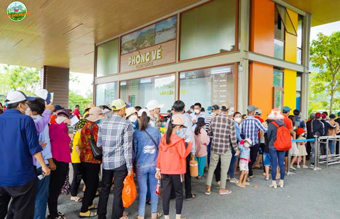 Cận cảnh “dàn siêu xe” nơi núi Cấm -0