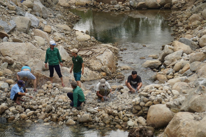 Cận cảnh Đà Nẵng “mạnh tay” xử phạt, tháo dỡ các công trình du lịch xây dựng không phép sau khi bị báo chí phản ánh -2