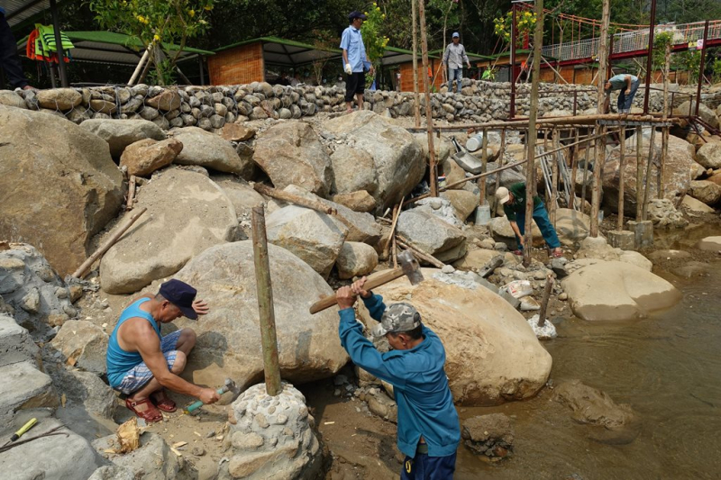 Cận cảnh Đà Nẵng “mạnh tay” xử phạt, tháo dỡ các công trình du lịch xây dựng không phép sau khi bị báo chí phản ánh -0